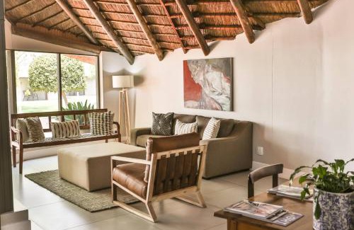 Oudtshoorn Hotel | Protea Hotel by Marriott Oudtshoorn Riempie Estate