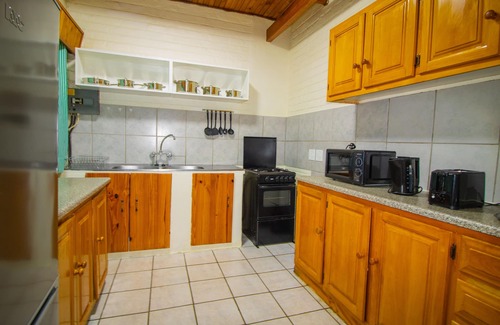 Rustenburg Apartment | Protea Park Self Catering