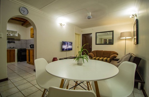 Rustenburg Apartment | Protea Park Self Catering