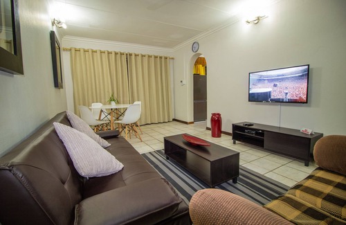 Rustenburg Apartment | Protea Park Self Catering