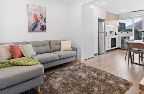 Clayton Apartment | Proton Villa Clayton 92