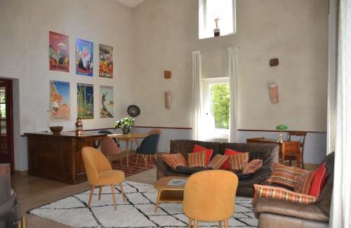 Saint-Gervais-sur-Roubion House | Provençal Farmhouse With Shared Pool In The Drôme
