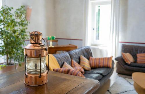 Saint-Gervais-sur-Roubion House | Provençal Farmhouse With Shared Pool In The Drôme