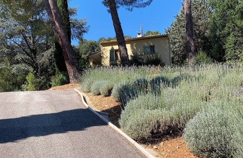 Le Thoronet Villa | Provençal villa