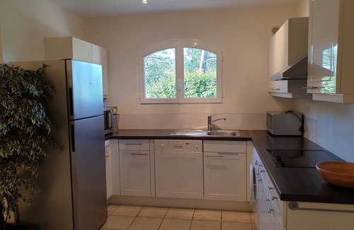 Seillans Villa | Provençal villa nestled in a green setting