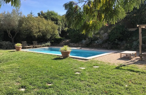 Aix-en-Provence Condo | Provencal charm, pool&garden
