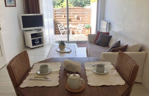 Aix-en-Provence Condo | Provencal charm, pool&garden