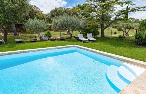 Fox-Amphoux House | Provençal country house with pool in the countryside