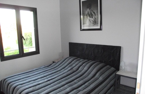 Camaret-sur-Aigues Other | Provençal farmhouse with swimming pool and stunning view