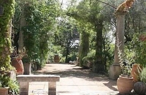 Tourrettes-sur-Loup Villa | Provencal House, Private Pool, Sea View
