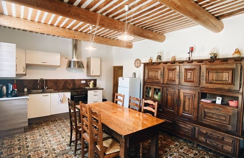 Salon-de-Provence House | PROVENCAL in SALON DE PROVENCE campaign