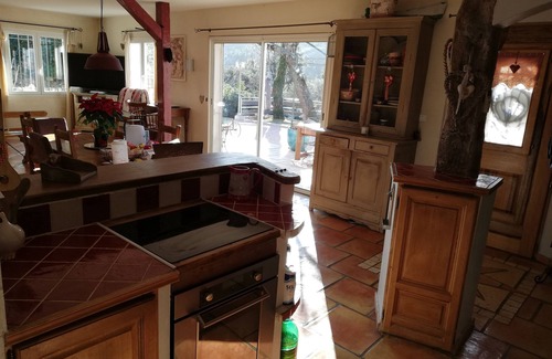 La Roquebrussanne Villa | Provencal villa in a quiet location overlooking the Massif de la Sainte Baume private pool