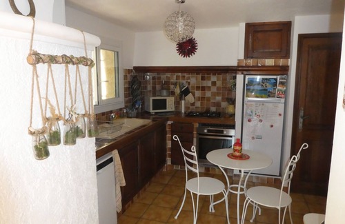 Les Salles-sur-Verdon House | PROVENCE: HOUSE IN LES SALLES/VERDON, 400 M FROM LAC DE SAINTE-CROIX, GORGES DE L'OUEST