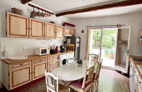 Monteux Other | Provence Mas de caractère, countryside, swimming pool near Avignon, Lubéron, Mt Ventoux.