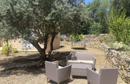 Carces House | Provence villa with pool for 8 persons.