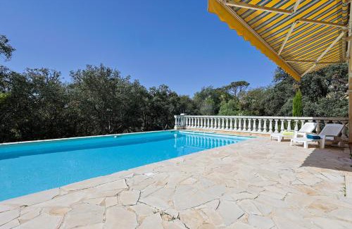 Saint-Raphael House | Provenzalische Villa l'Olivier - mit Terrasse und privatem Pool by Riviera HomeLife