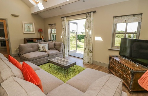 Scawton Cottage | PROVIDENCE COTTAGE, with a garden in Easingwold