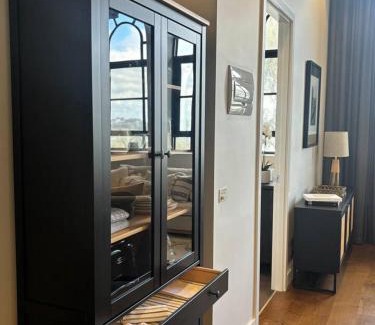 Geelong Apartment | Provincial Heritage CBD-Geelong
