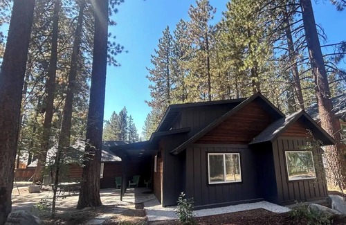 Black Bart House | Proximity to beaches and casinos! Cozy cabin with plenty of room for everyone!