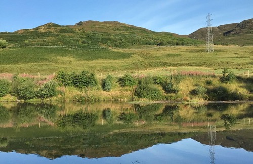 Foss Cottage | PTARMIGAN LODGE, family friendly, with a garden in Aberfeldy