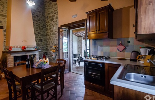 Bivio Lugnano Apartment | PTU La Fattoria Farmhouse - APT Il Granaio