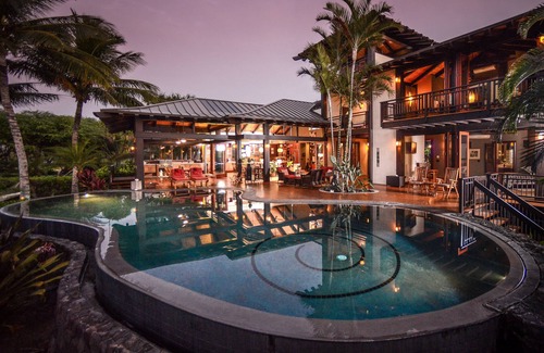 Puako House | PUAKO BEACH ON THE SAND! Infinity POOL and Feel of Old Hawaii!