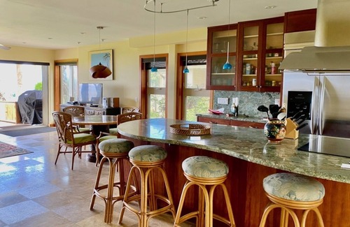 Historic Lahaina Front Street House | Puamana Ocean Front Tropical Paradise 226-1