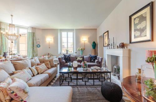 Lucca Historical Center Apartment | PUCCINI PENTHOUSE with Terrace inside Lucca