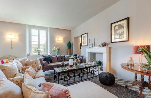 Lucca Historical Center Apartment | PUCCINI PENTHOUSE with Terrace inside Lucca