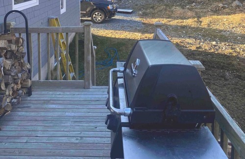 Queens Cottage | Puddin’ Pan - Cozy Beach Cottage on the Atlantic.