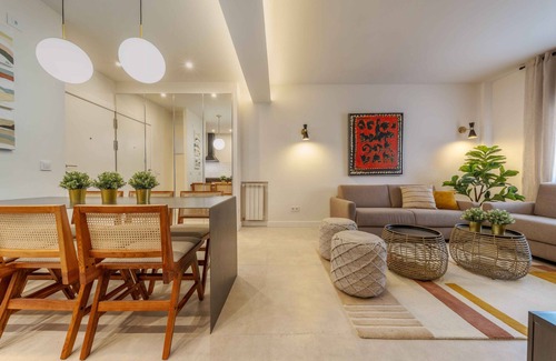 Prosperidad Apartment | Puerta de America VII apartment in Madrid