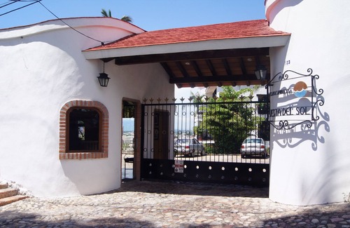 Downtown Puerto Vallarta Apartment | Puerto Vallarta Condo in beautiful, secure complex
