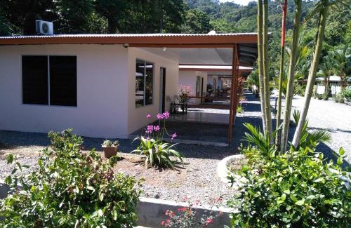 Cahuita Hotel | Puerto Vargas lodge