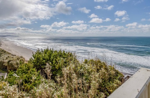 Nelscott House | Puffin Place - Olivia Beach