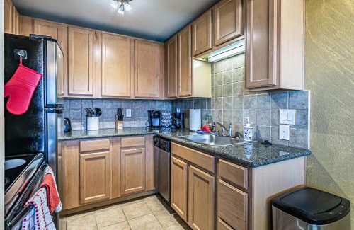 North End Apartment | Puget Sound View, Best Area, 2 Baths, 2 Bedrooms, WD, Jacuzzi Bath, New Carpet, Balcony, View, 925sf