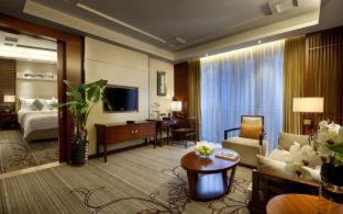 Shunde Hotel | Pullman Foshan Shunde-Canton Fair Shuttle Bus at Extra RMB100 per Person Daily