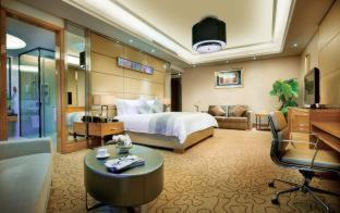 Shunde Hotel | Pullman Foshan Shunde-Canton Fair Shuttle Bus at Extra RMB100 per Person Daily