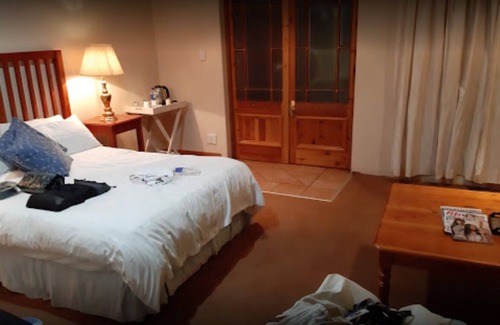 Roodeplaat Bed & Breakfast | Pumulani Lodge