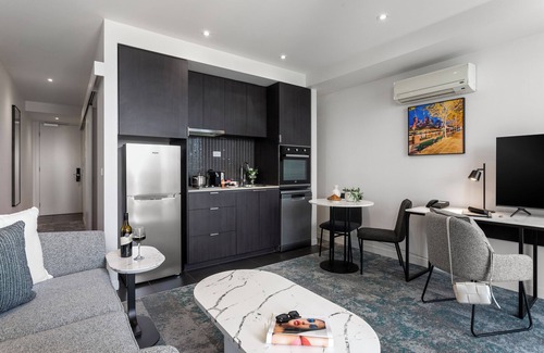 South Yarra Apartment | Punthill South Yarra Grand