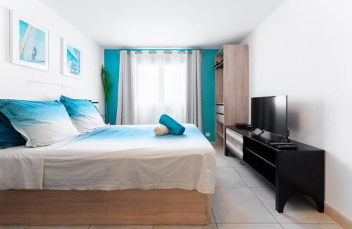 8th Arrondissement Apartment | Pupat