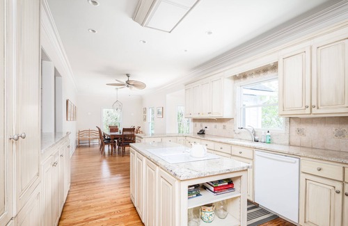 Sullivan's Island House | Pura Vida Beach House On Beautiful Sullivans Island SC