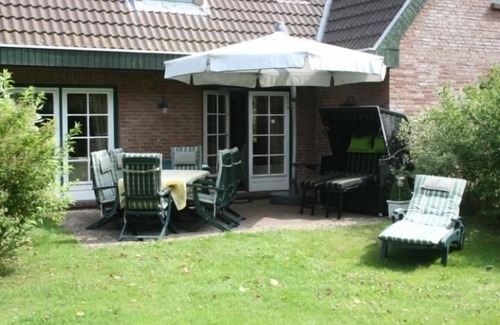 Oldsum Apartment | Pure idyll and very quiet!