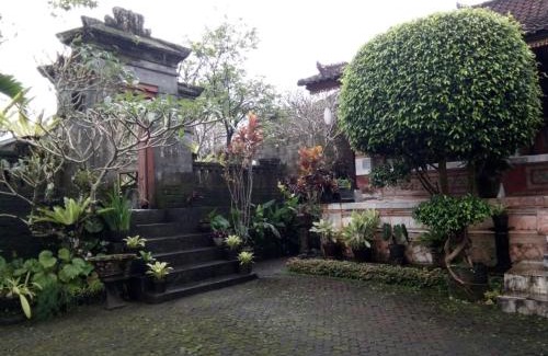 Selat House | Puri Agung Inn
