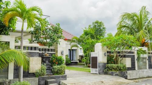 Kalibukbuk Villa | Puri Anturan Lovina