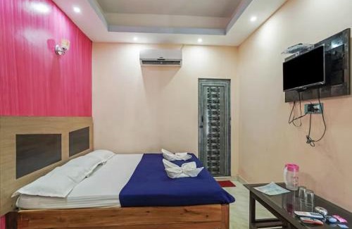 Puri Hotel | Puri Inn Puri Near Sea Beach - Prime Location with Fully Decorated Room - Lift & Parking Facilities