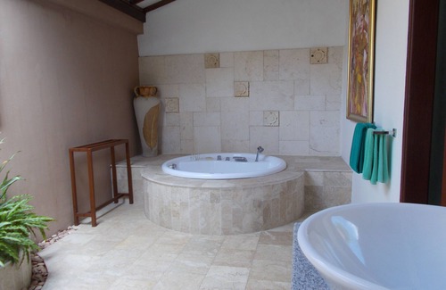 Mangsit Hotel | Puri Mas Spa Resort