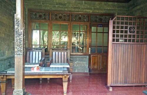 Padangbai Hotel | Puri Rai Hotel