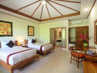 Labuan Bajo Hotel | Puri Sari Beach Hotel
