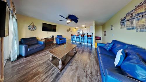 Put-in-Bay House | Put-in-Bay Waterfront Condo #107