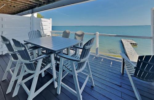 Put-in-Bay House | Put-in-Bay Waterfront Condo #206